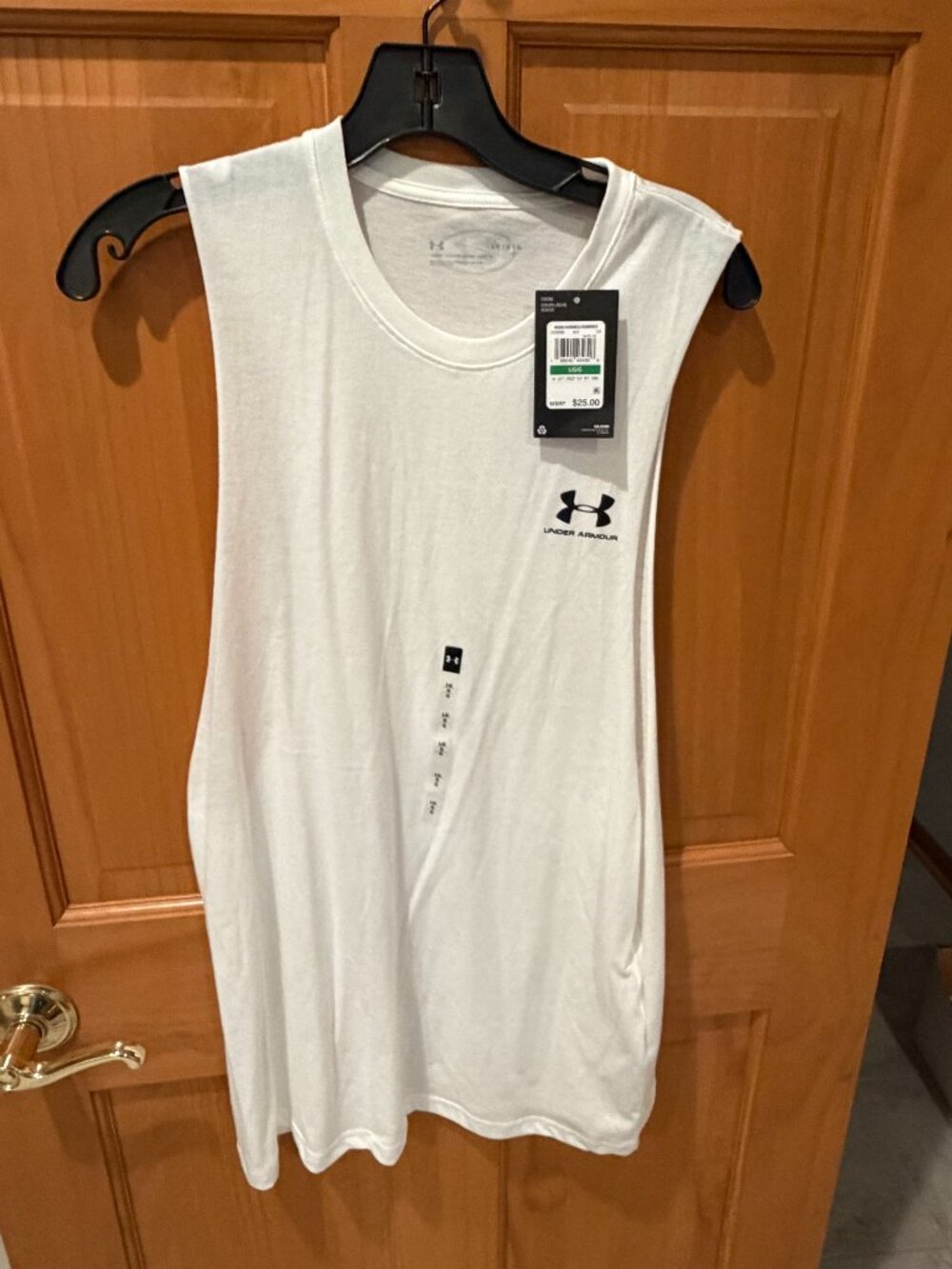 Under Armour Tank Top/Workout Shirt White Large Mens NWT